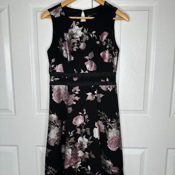 Leslie Fay Dresses & Skirts - Leslie Fay Sleeveless Dress Size 4